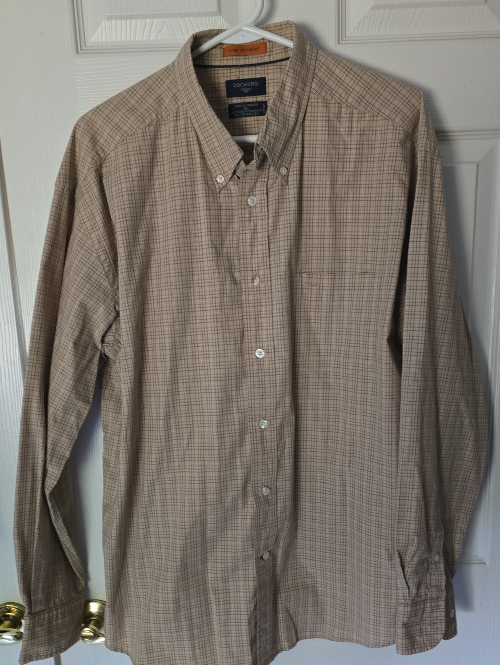 Dockers Stain Defender Button Down XL